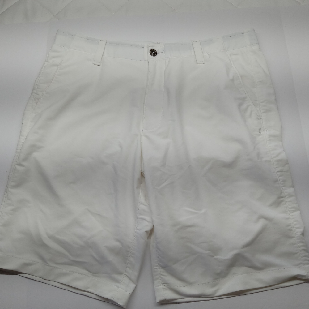 Two pair Under Armour shorts 36 waist